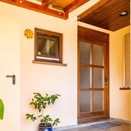 Becks Schoene * ווגטסבורג