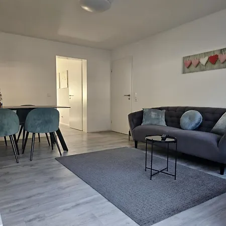 Becks Schoene Apartment *
